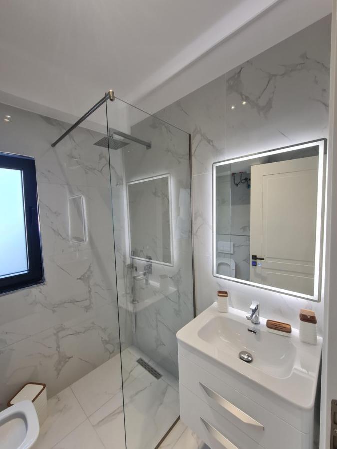 Am Luxury Apartment 티라나 외부 사진