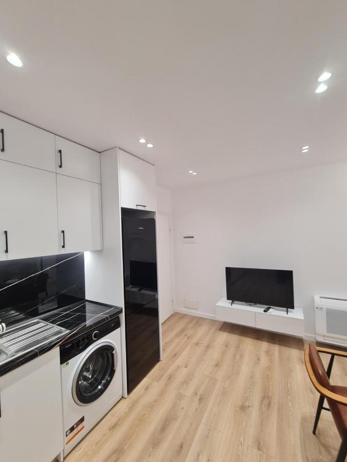 Am Luxury Apartment 티라나 외부 사진